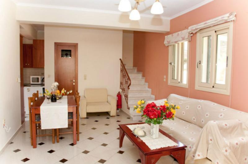 Liocharis Apartments Lourdata  Exterior foto